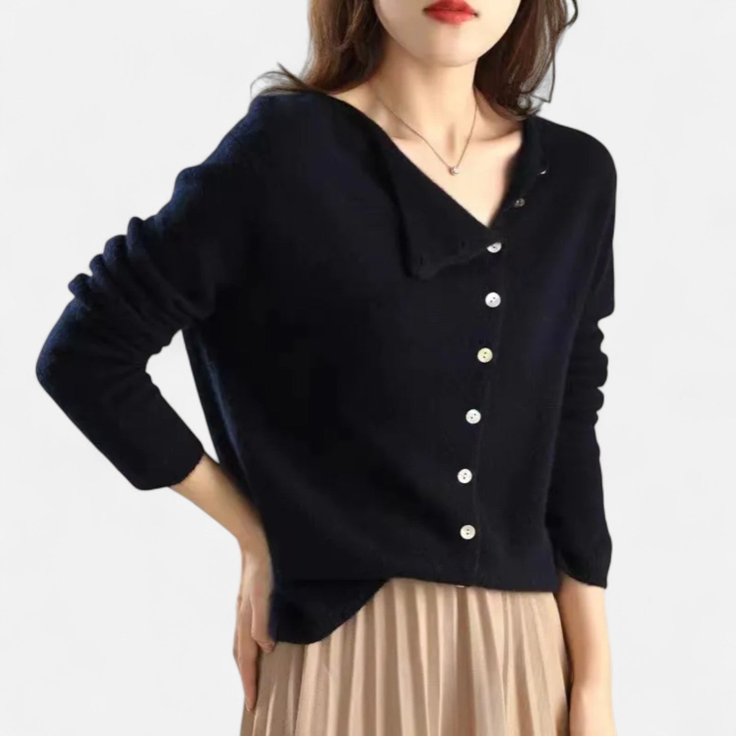 Suéter Mujer Ginevra Elegancia con Botones Icónicos